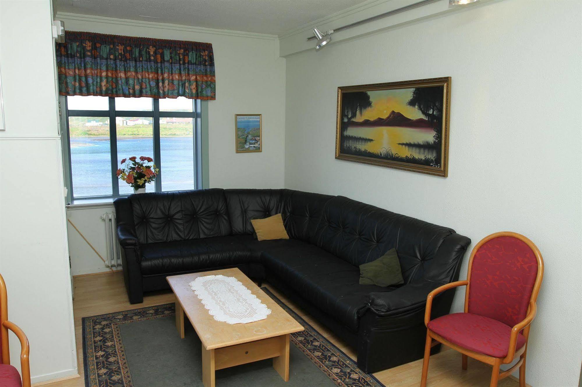 Riverside Hostel เบลินดือออส ภายนอก รูปภาพ